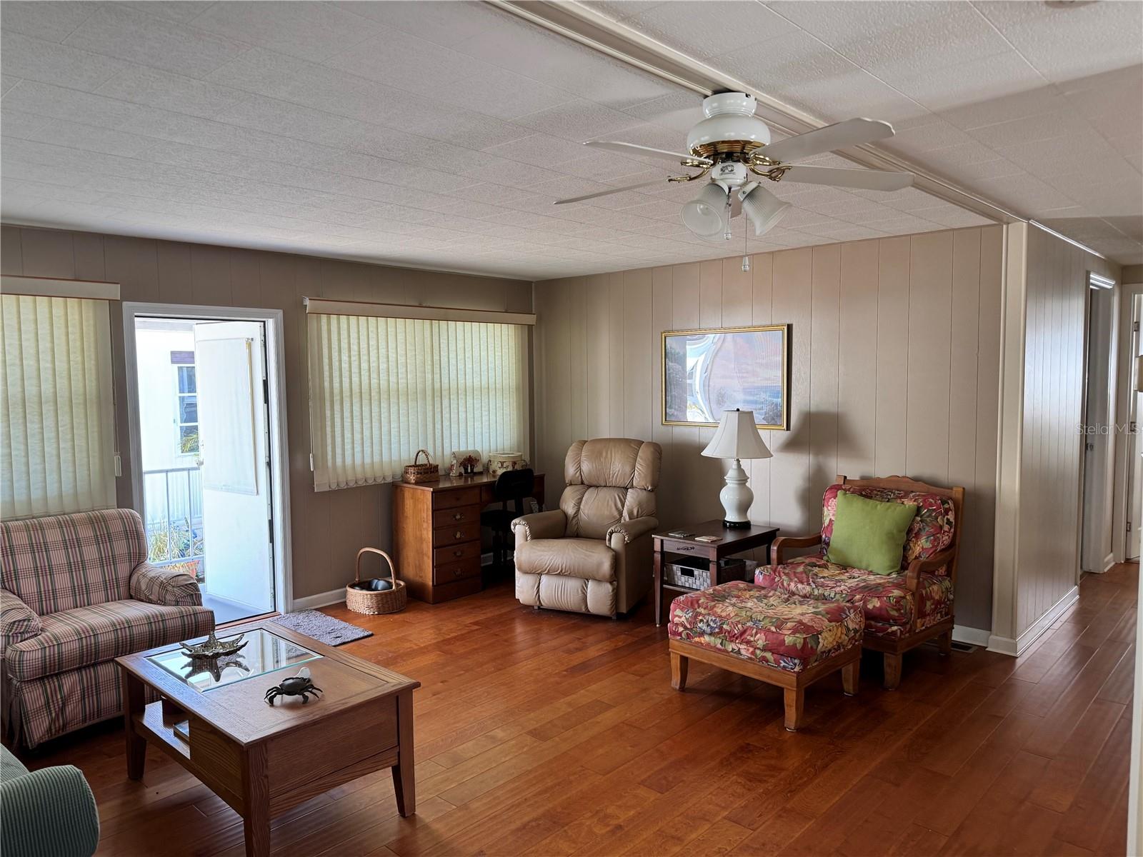 Image 7 of 51 For 1891 Englewood Road 39