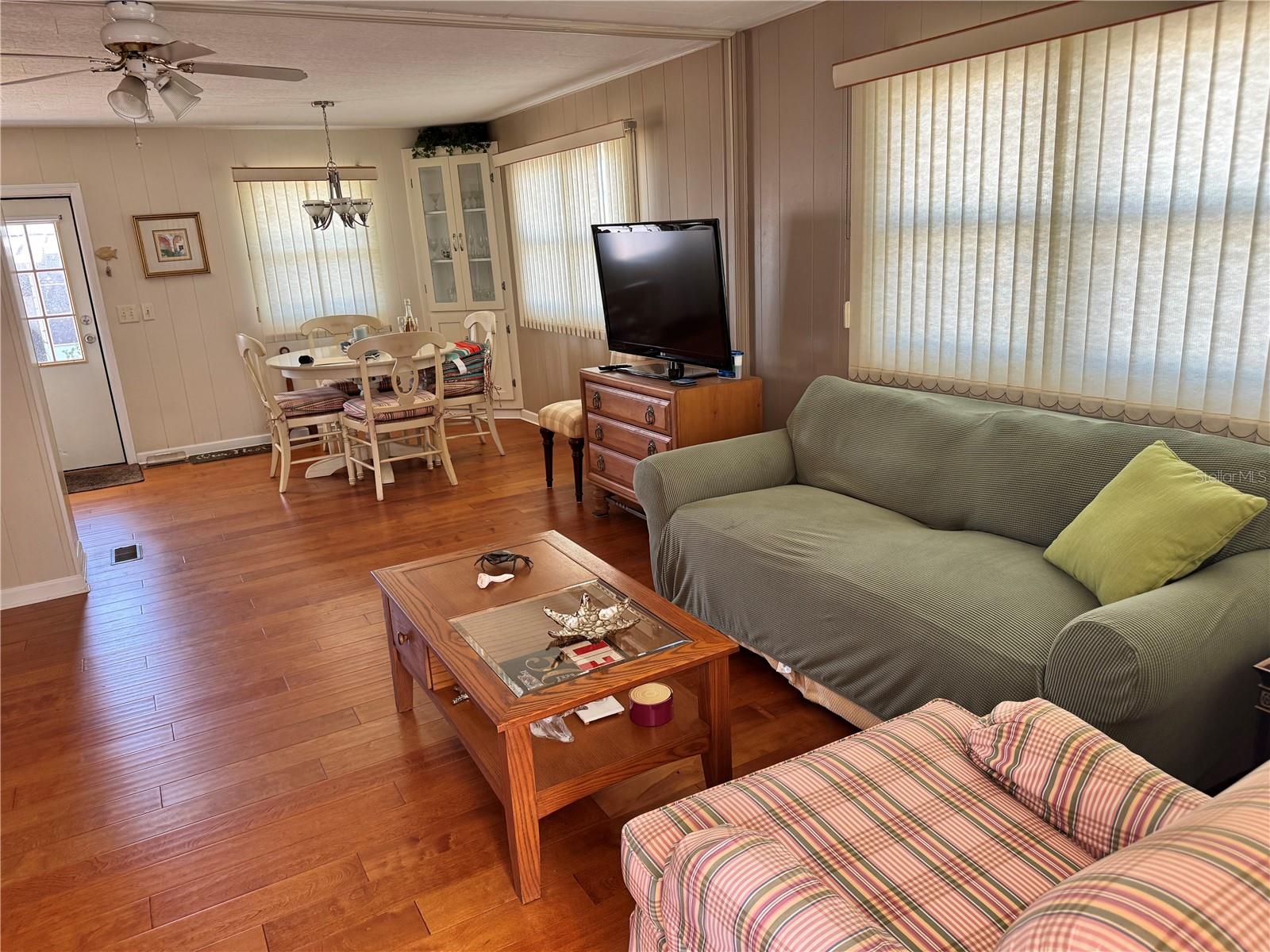 Image 8 of 51 For 1891 Englewood Road 39