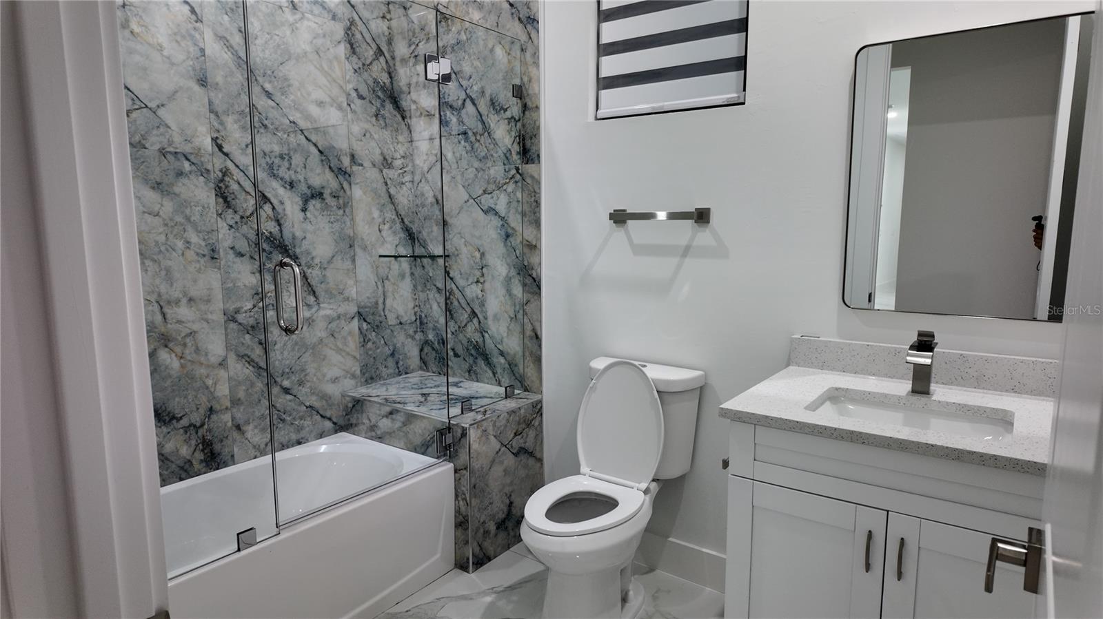 Image 6 of 17 For 21500 Dollard Avenue