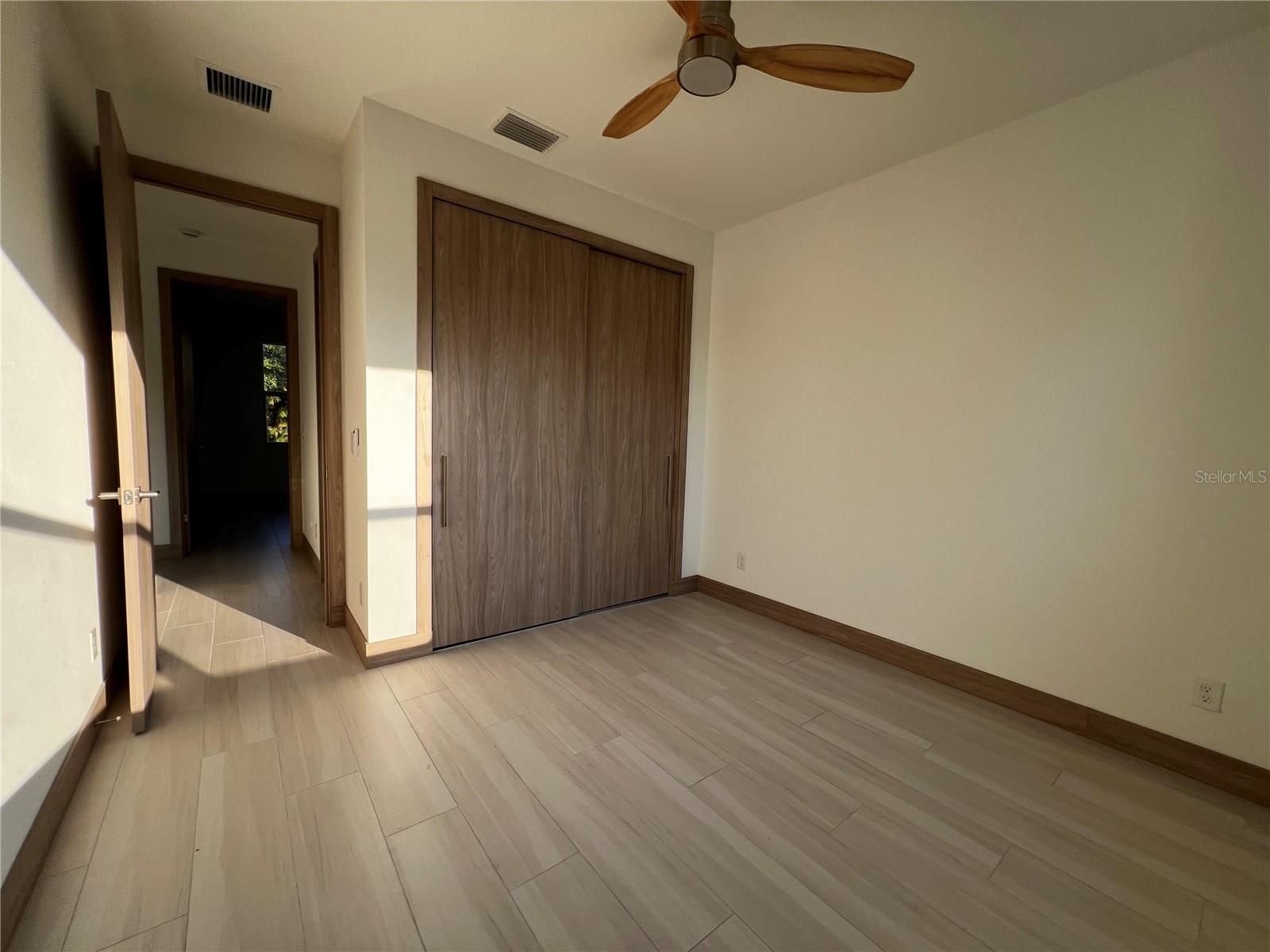 Image 18 of 26 For 1829 Russellville Street