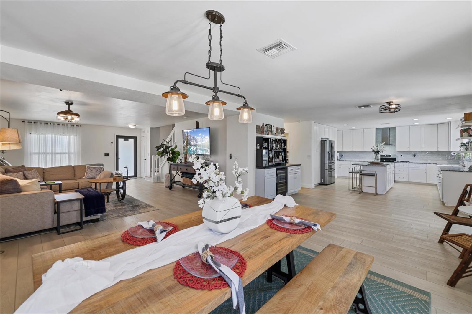 Image 12 of 53 For 17304 Vagabond Circle