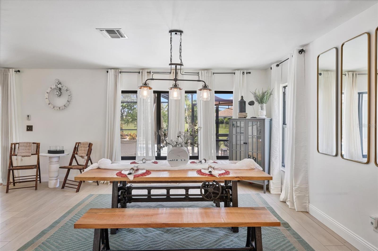 Image 14 of 53 For 17304 Vagabond Circle