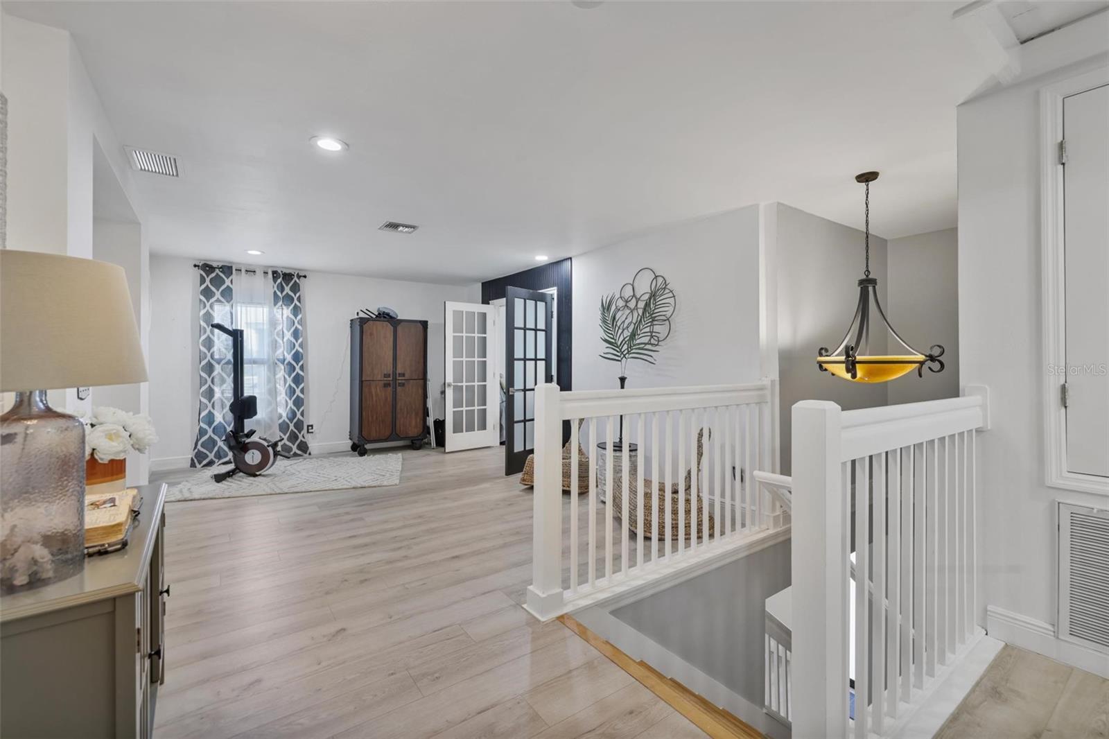 Image 20 of 53 For 17304 Vagabond Circle