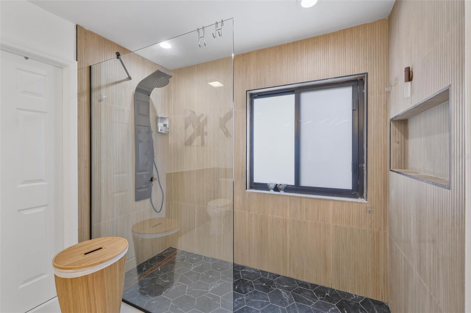 Image 25 of 53 For 17304 Vagabond Circle