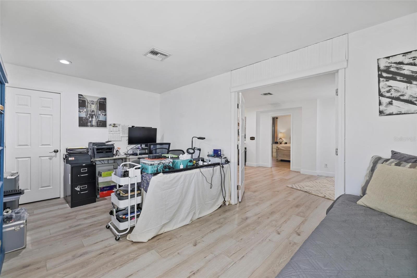 Image 27 of 53 For 17304 Vagabond Circle