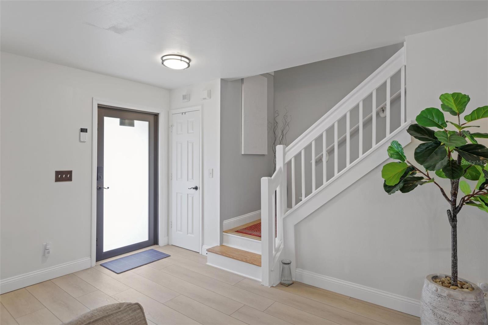 Image 3 of 53 For 17304 Vagabond Circle