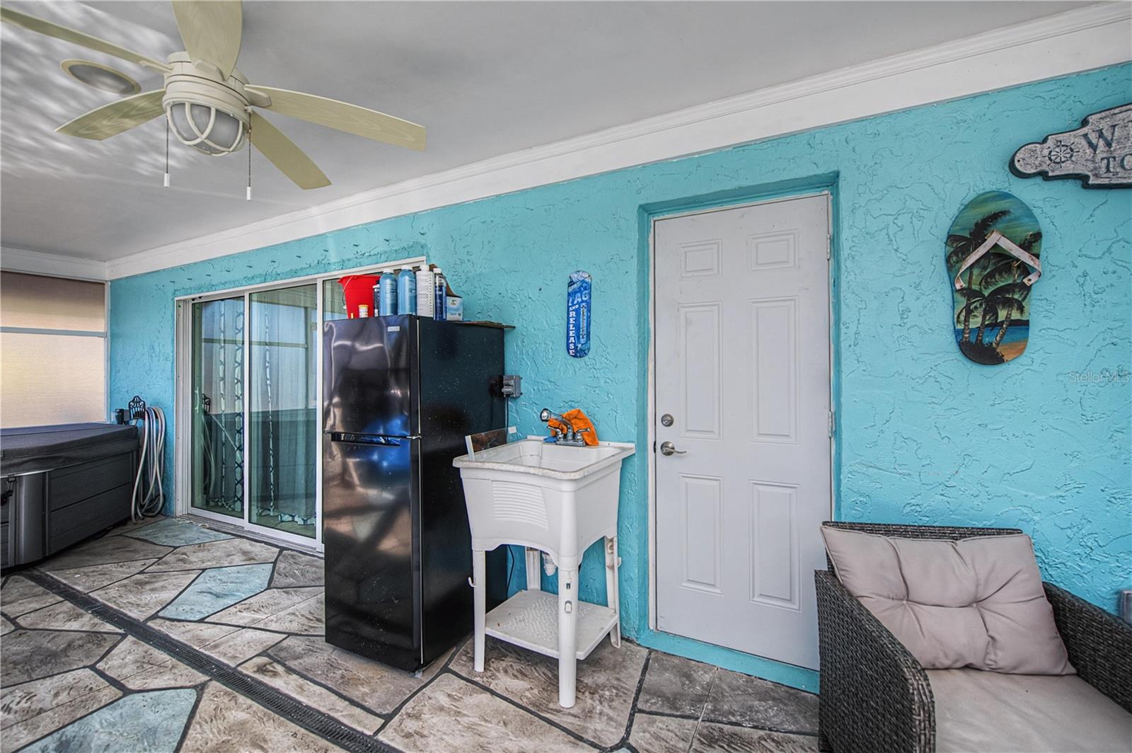 Image 70 of 95 For 121 Sinclair Street Se