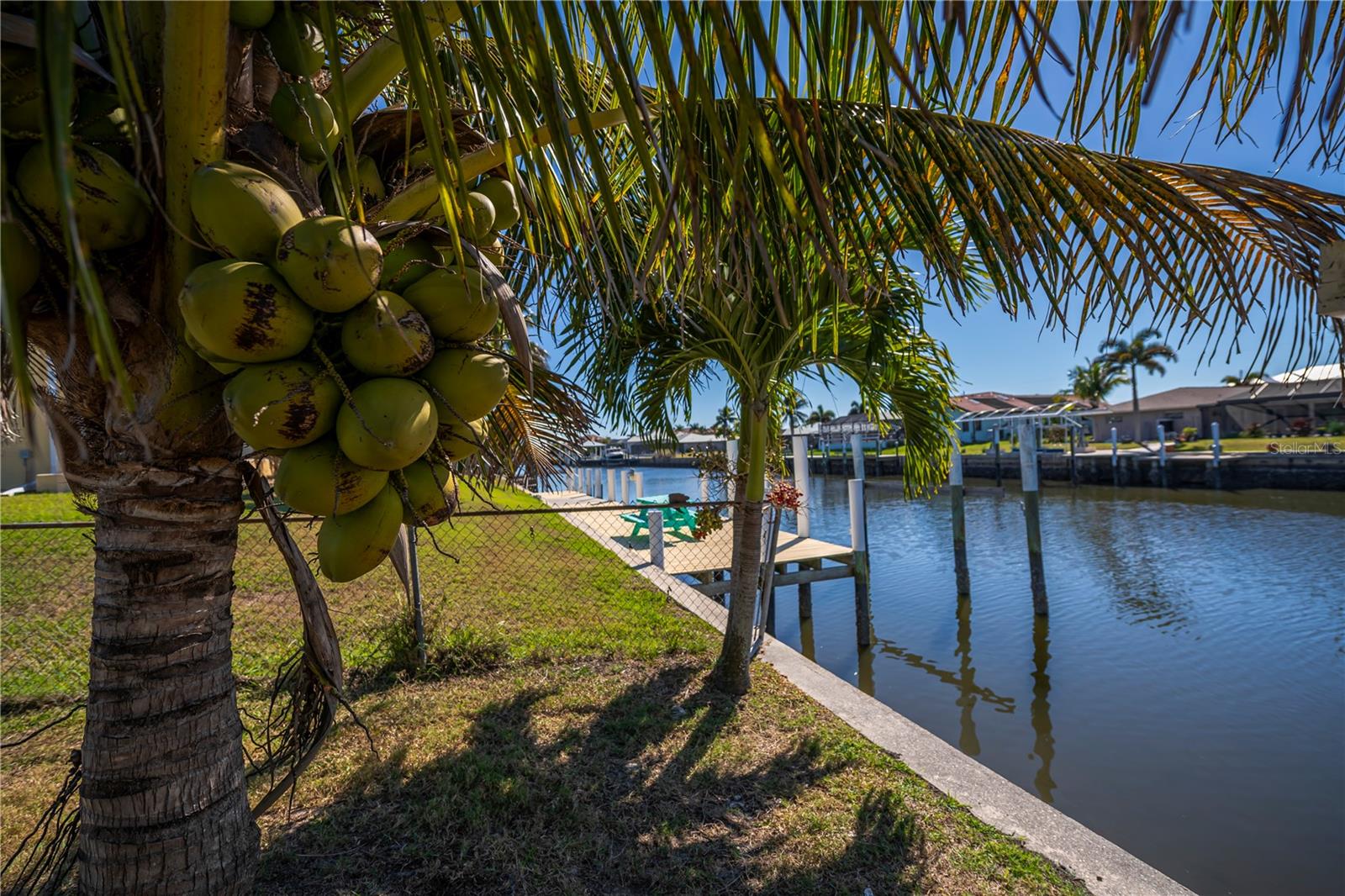 Image 90 of 95 For 121 Sinclair Street Se