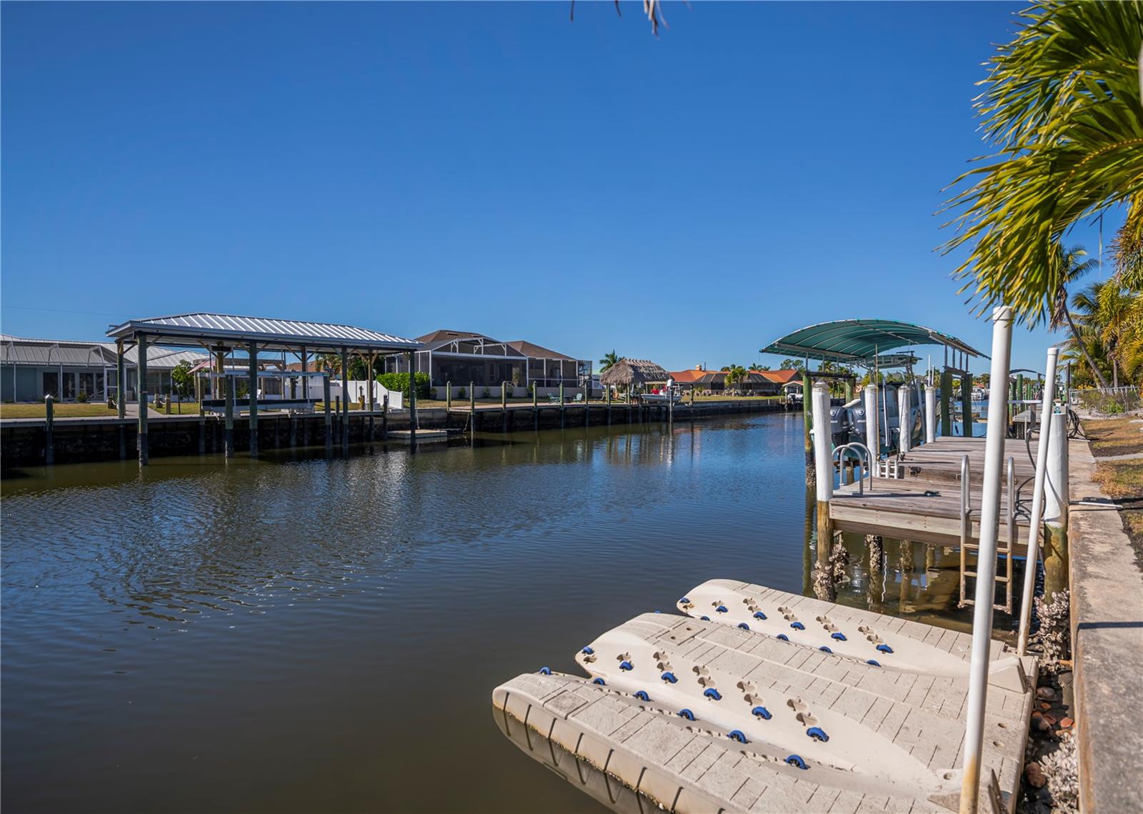 Image 92 of 95 For 121 Sinclair Street Se