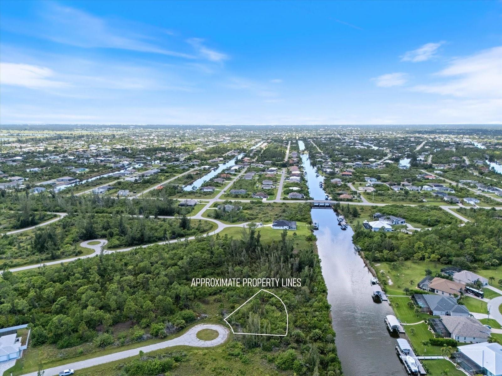 Image 5 of 15 For 10105 La Grange Court