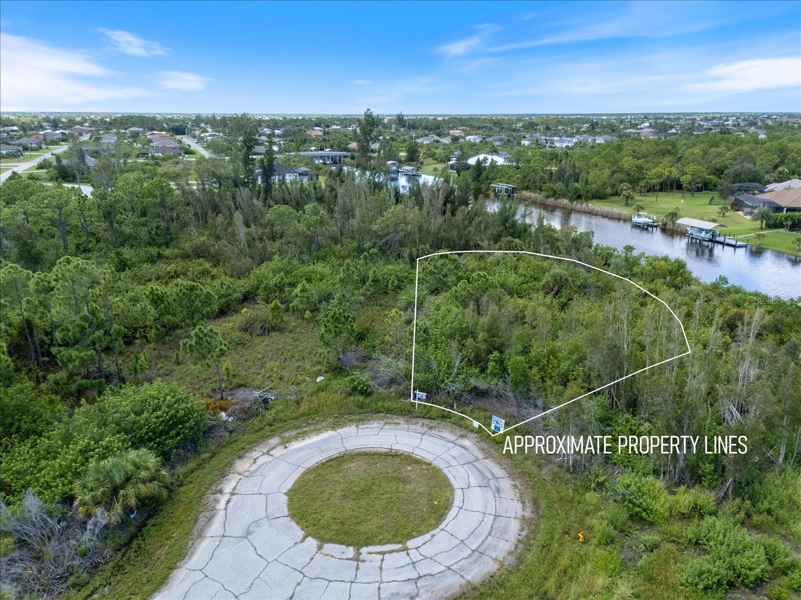 Image 8 of 15 For 10105 La Grange Court