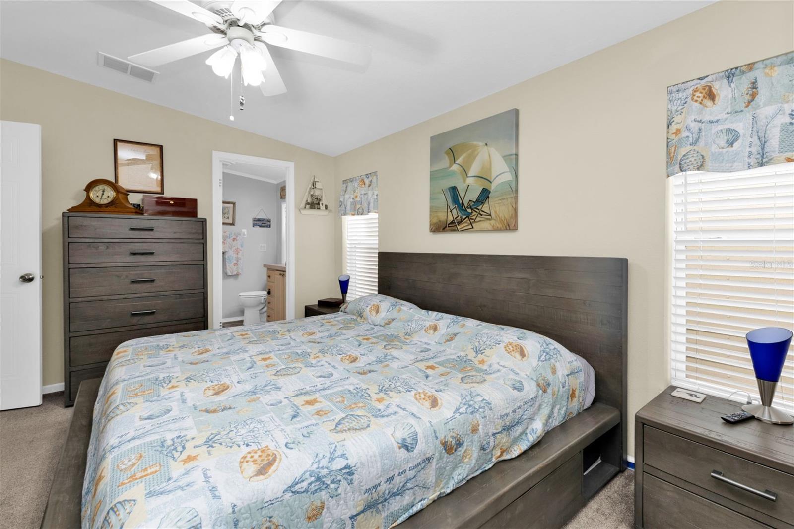 Image 26 of 66 For 700 Longbeach Court