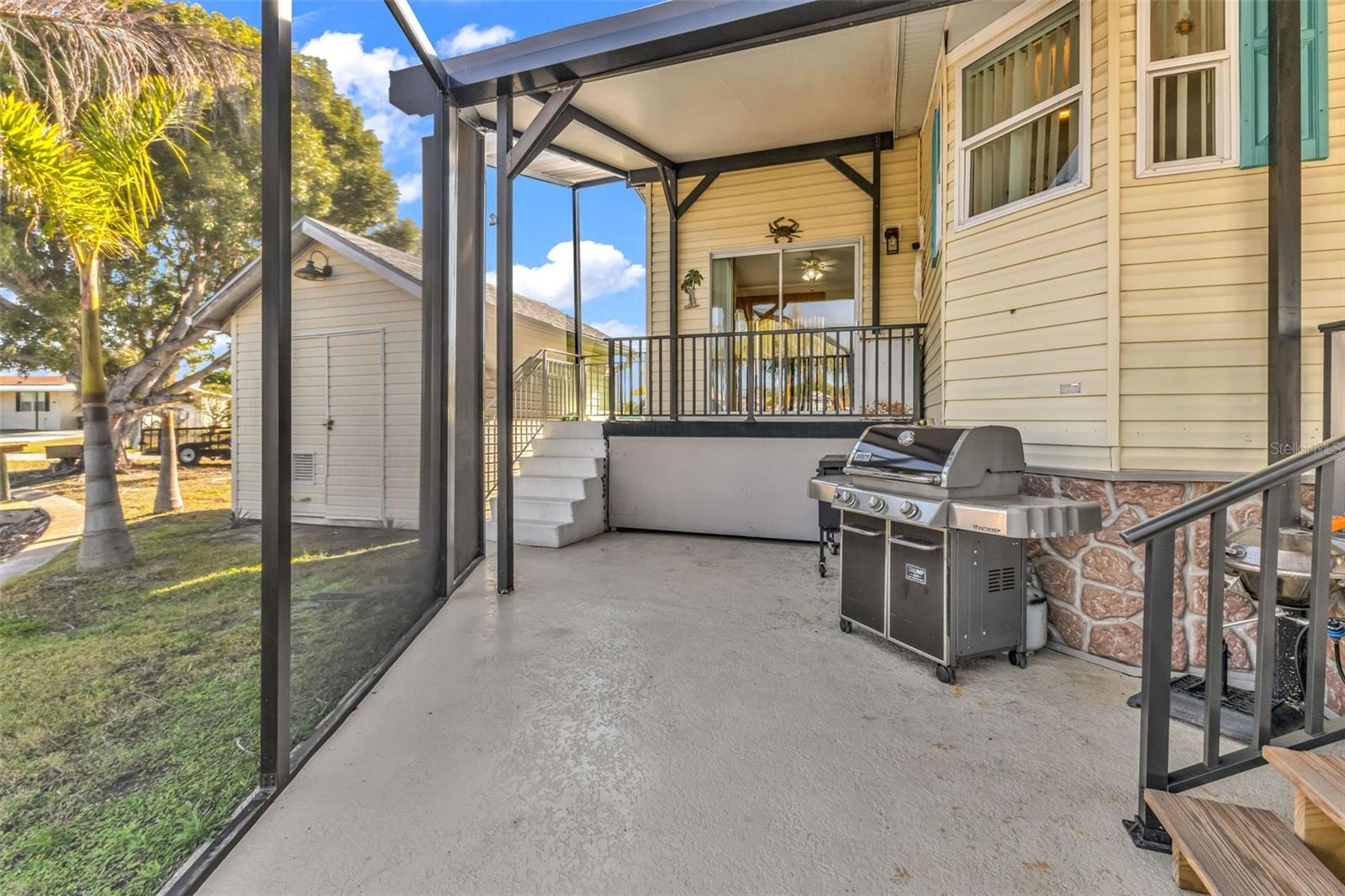 Image 42 of 66 For 700 Longbeach Court