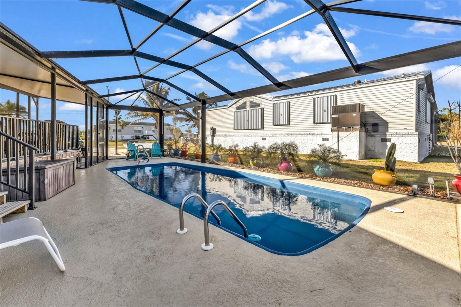 Image 44 of 66 For 700 Longbeach Court