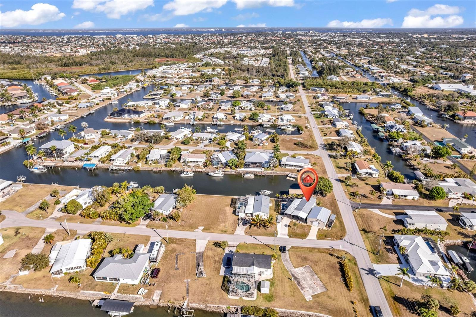 Image 51 of 66 For 700 Longbeach Court