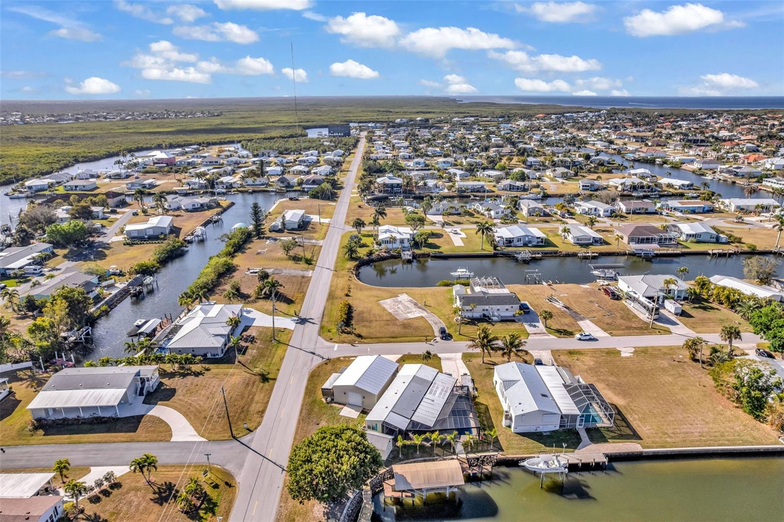 Image 61 of 66 For 700 Longbeach Court