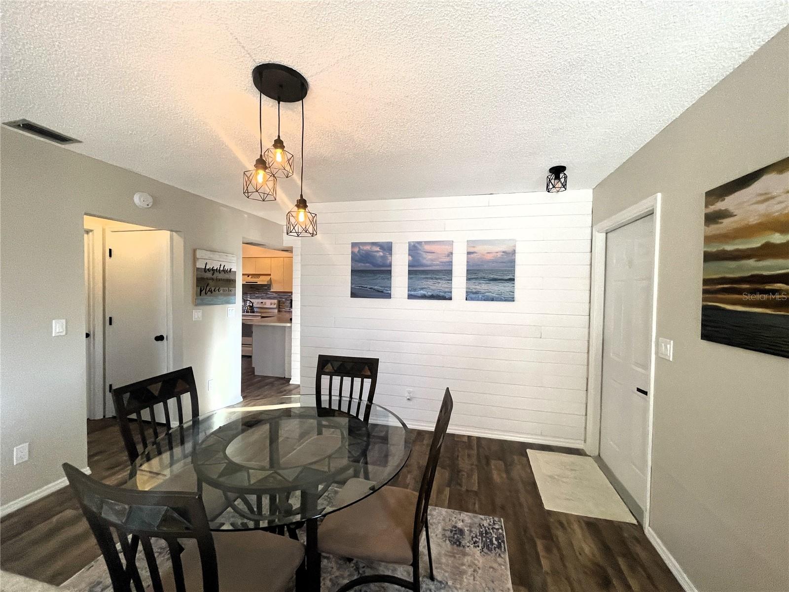 Image 19 of 64 For 200 Rotonda Boulevard W A4