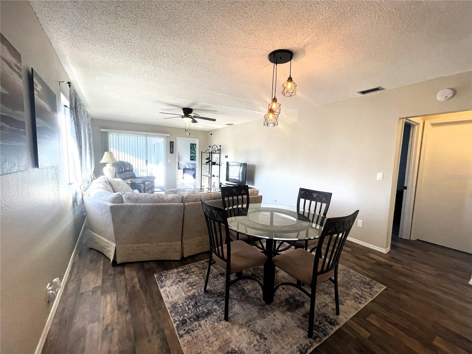 Image 21 of 64 For 200 Rotonda Boulevard W A4