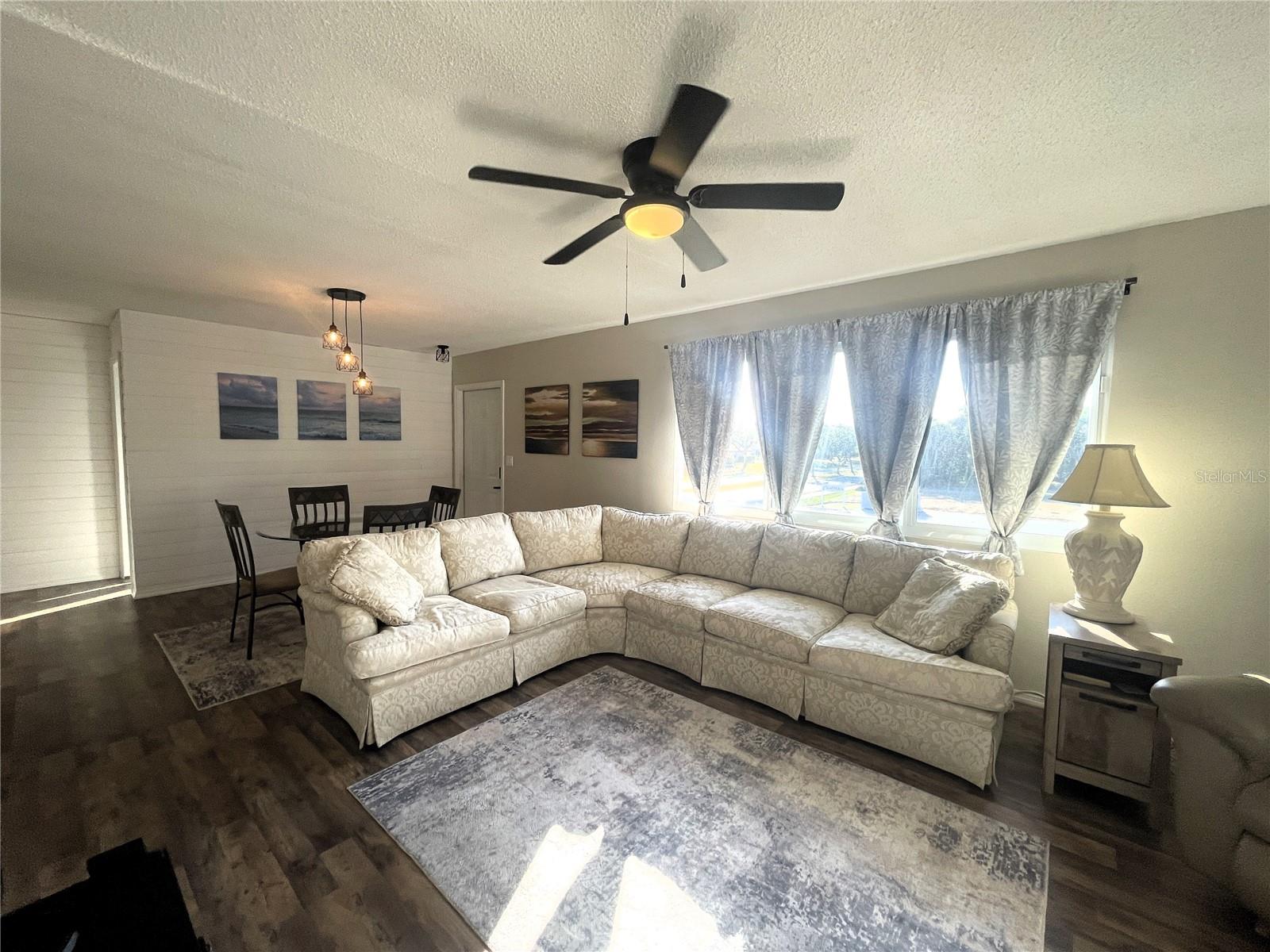 Image 24 of 64 For 200 Rotonda Boulevard W A4