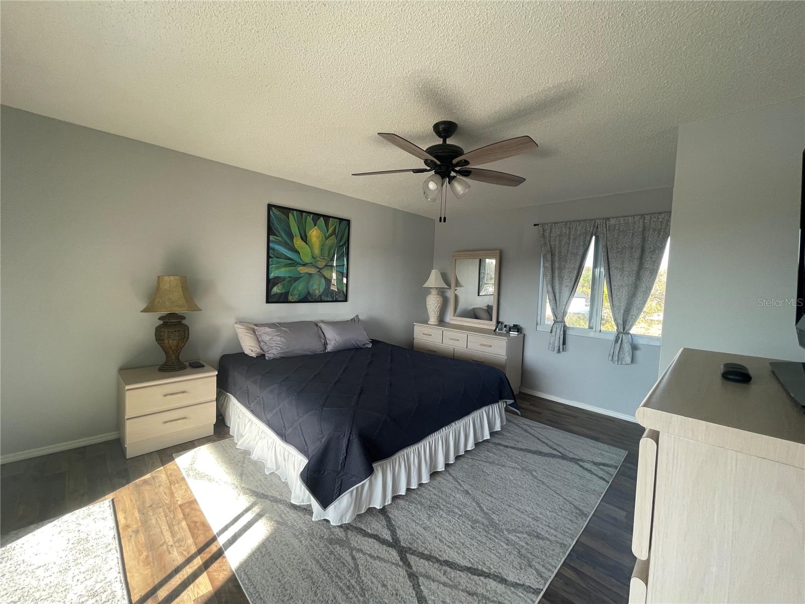 Image 32 of 64 For 200 Rotonda Boulevard W A4