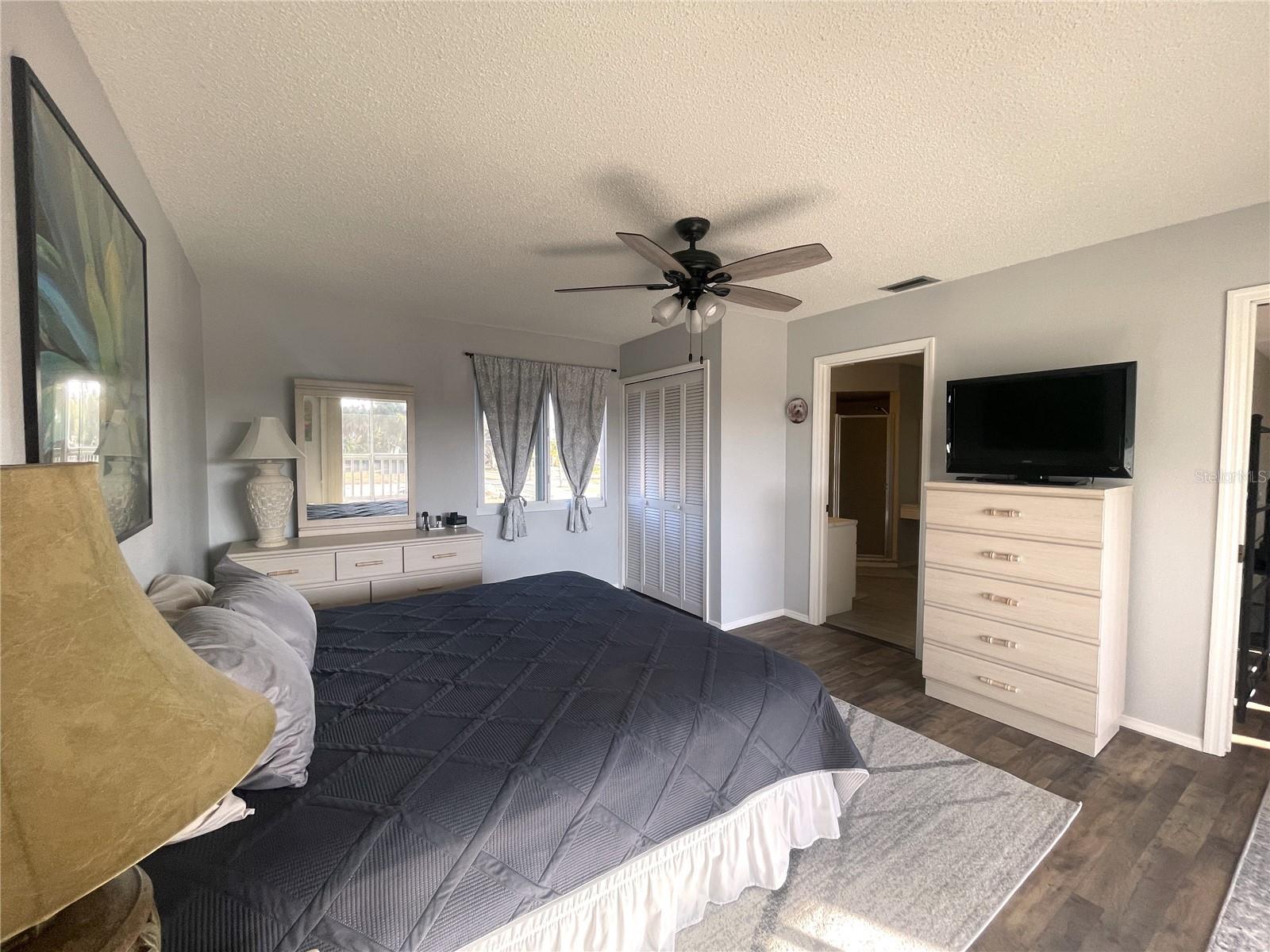 Image 34 of 64 For 200 Rotonda Boulevard W A4