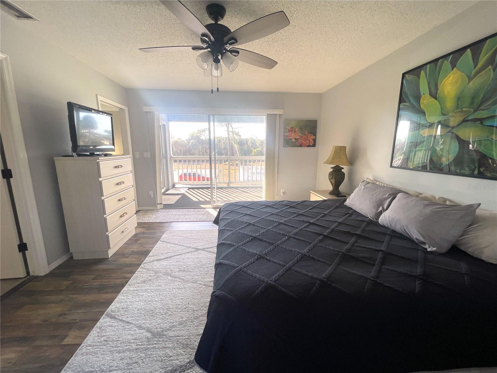 Image 36 of 64 For 200 Rotonda Boulevard W A4