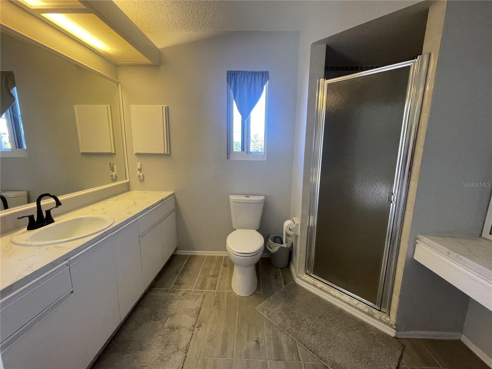 Image 39 of 64 For 200 Rotonda Boulevard W A4