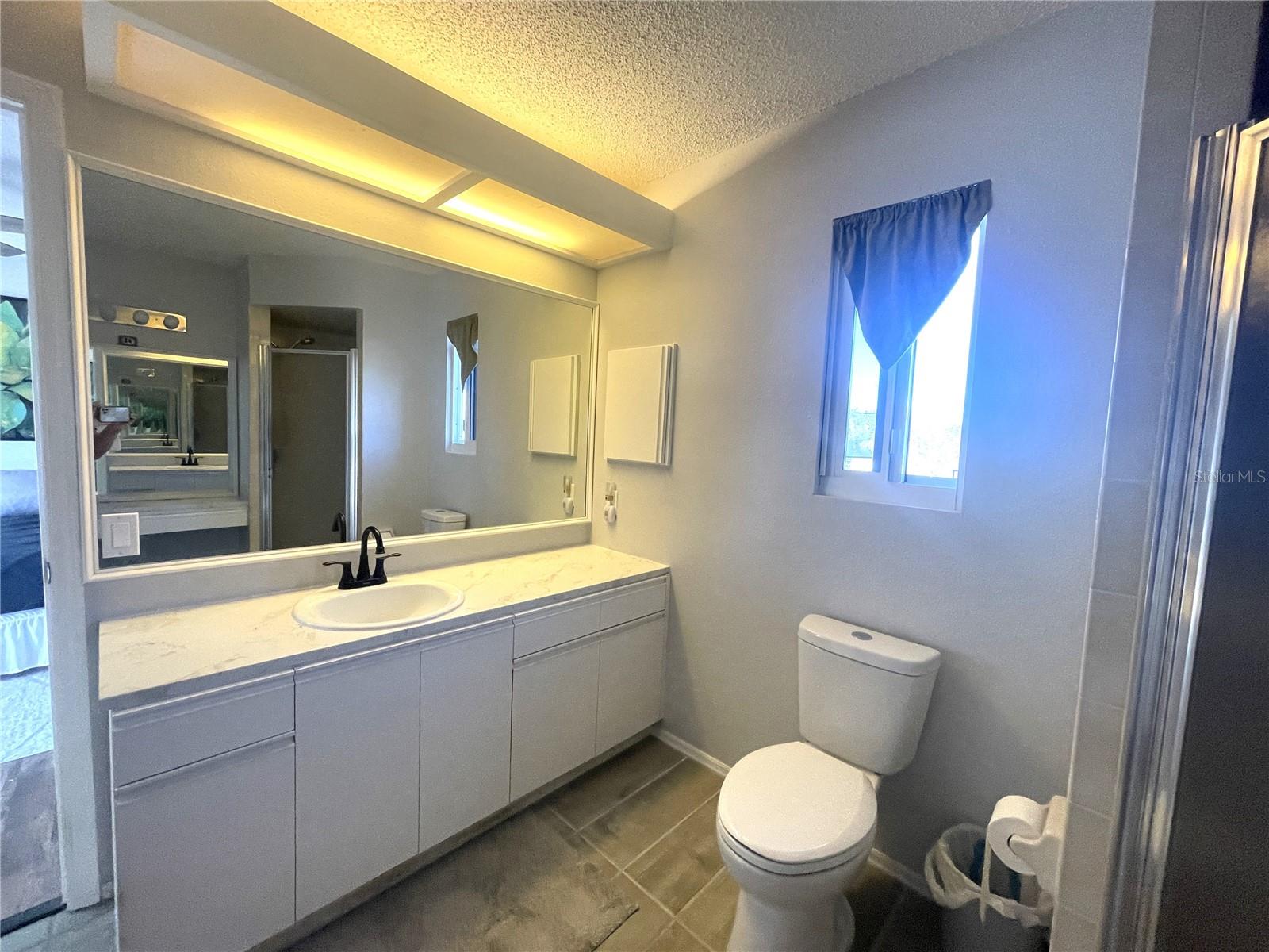 Image 42 of 64 For 200 Rotonda Boulevard W A4