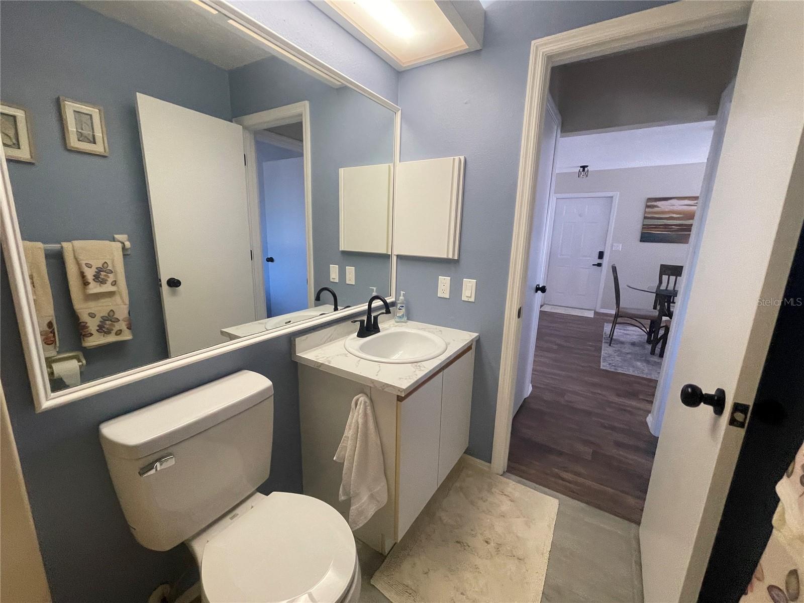 Image 49 of 64 For 200 Rotonda Boulevard W A4