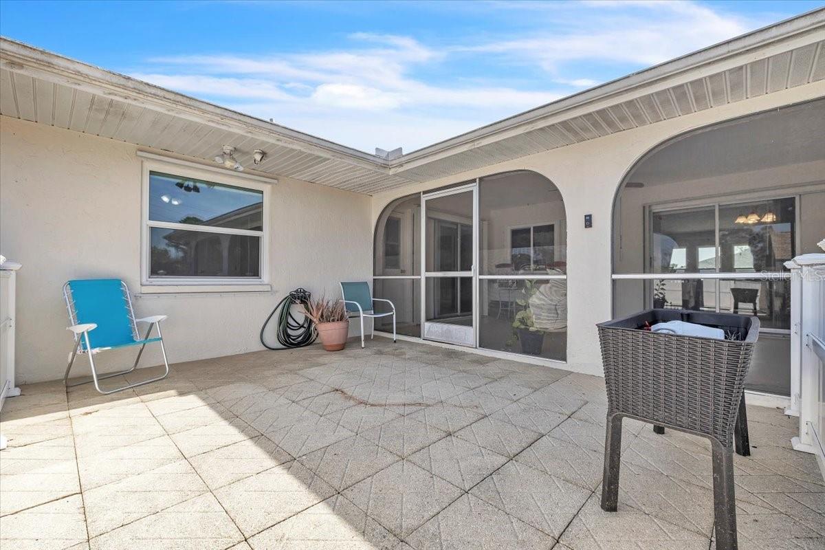 Image 34 of 46 For 1726 Blue Lake Circle