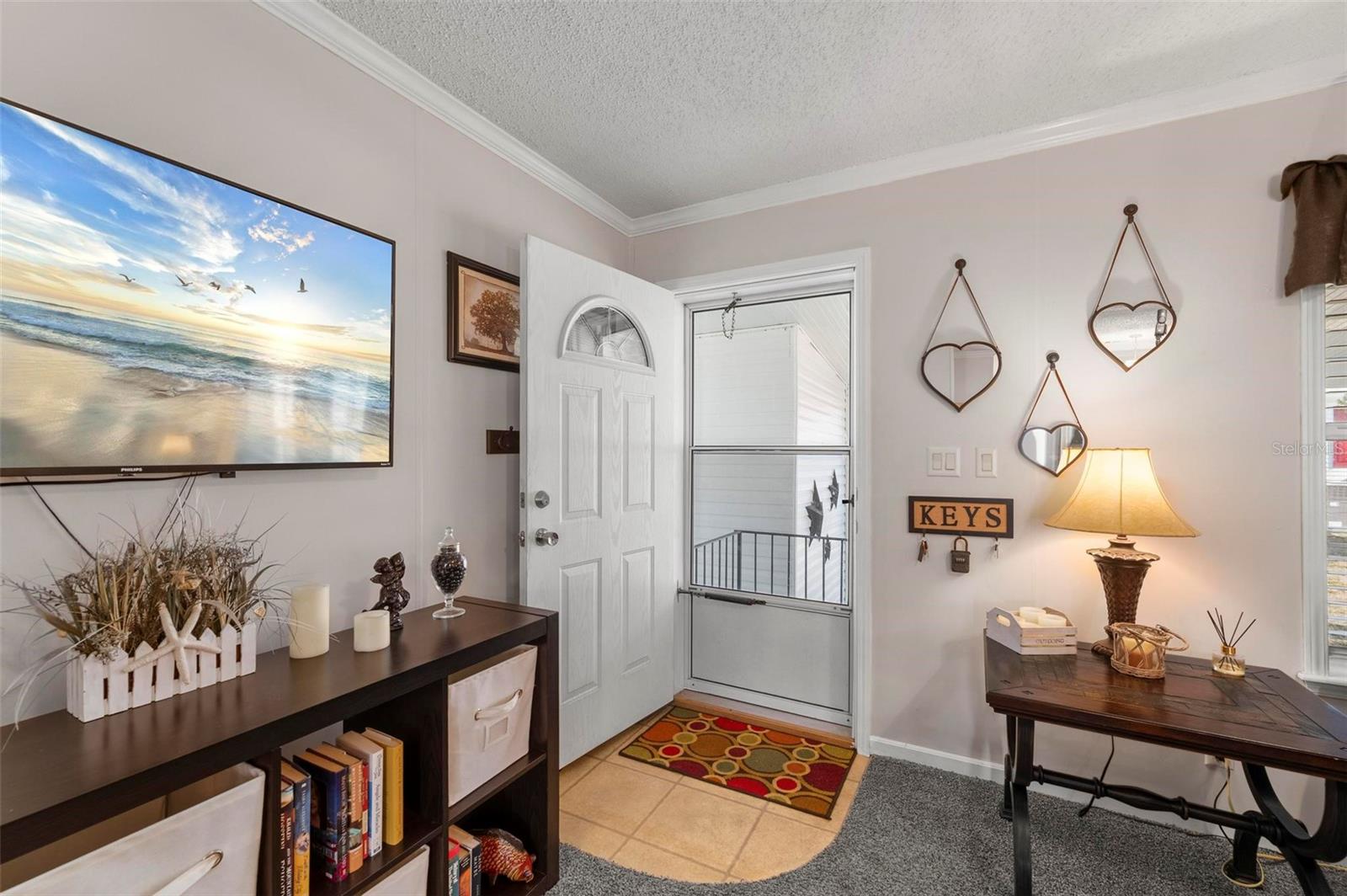 Image 3 of 60 For 1000 Kings Highway 390