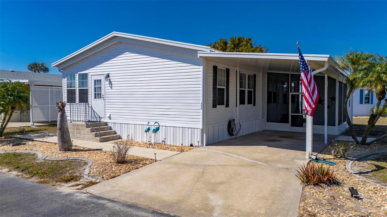 Image 38 of 60 For 1000 Kings Highway 390