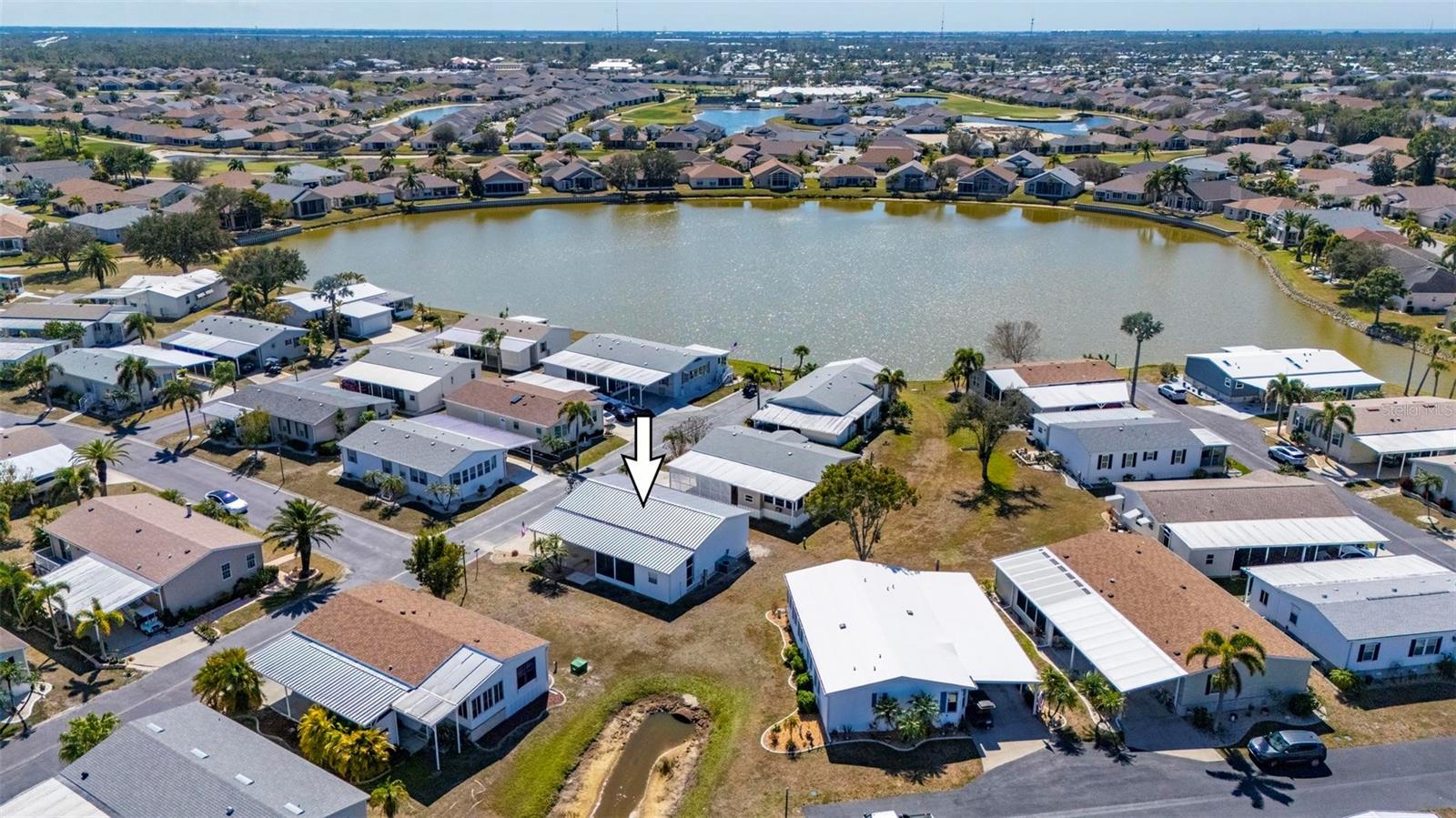 Image 47 of 60 For 1000 Kings Highway 390