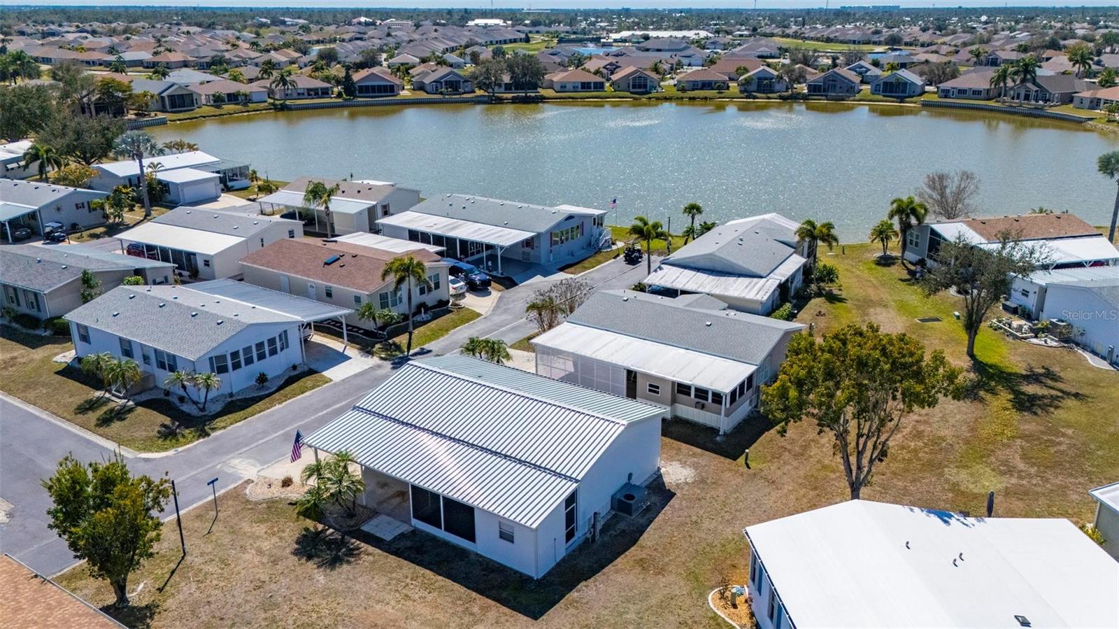 Image 49 of 60 For 1000 Kings Highway 390