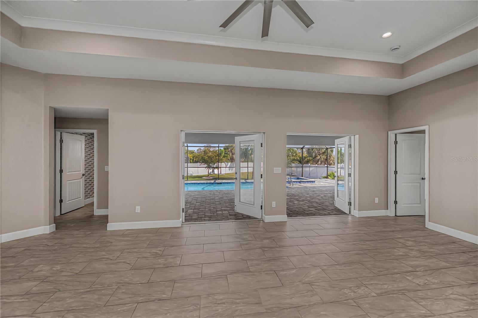 Image 16 of 73 For 159 April Road