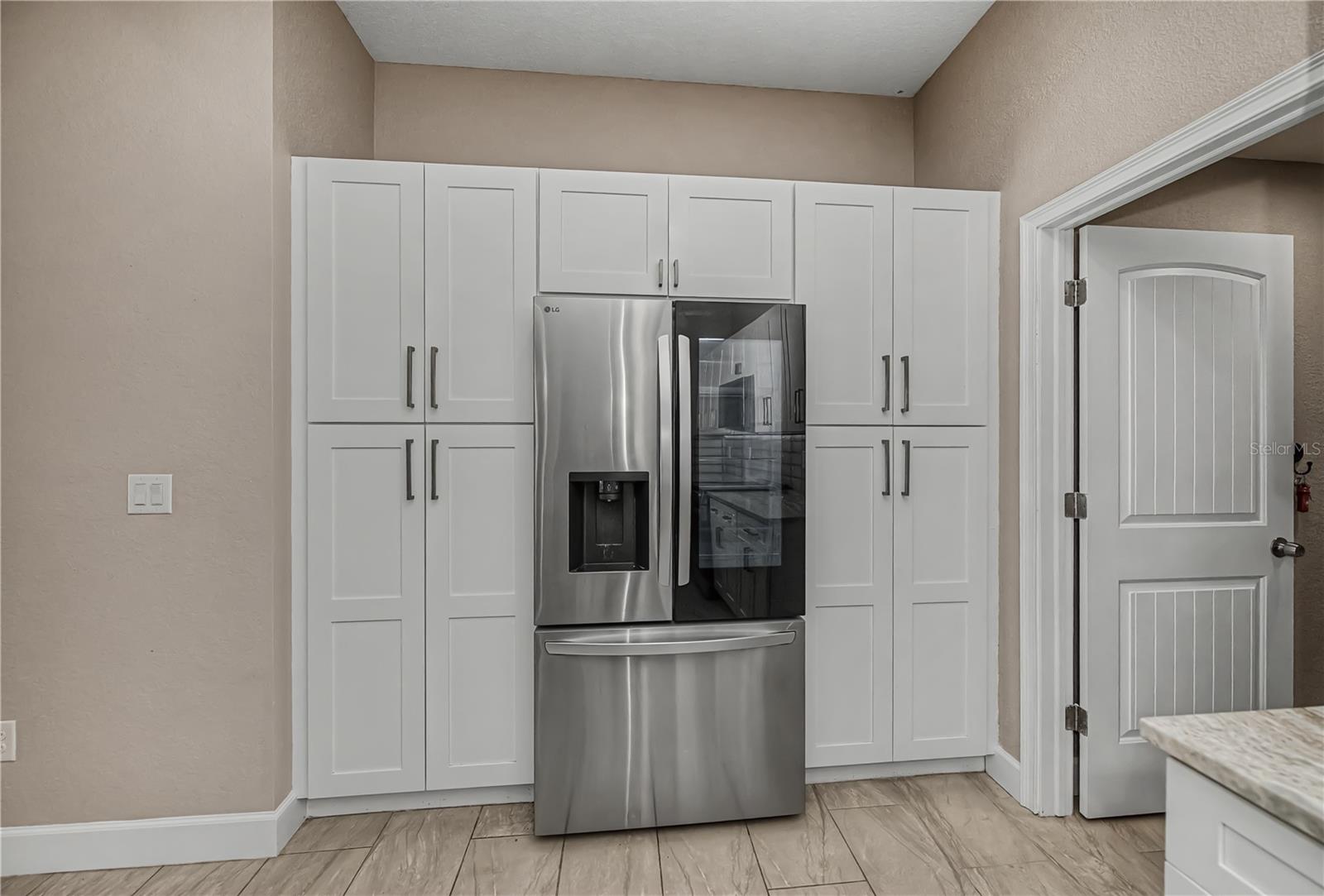 Image 21 of 73 For 159 April Road