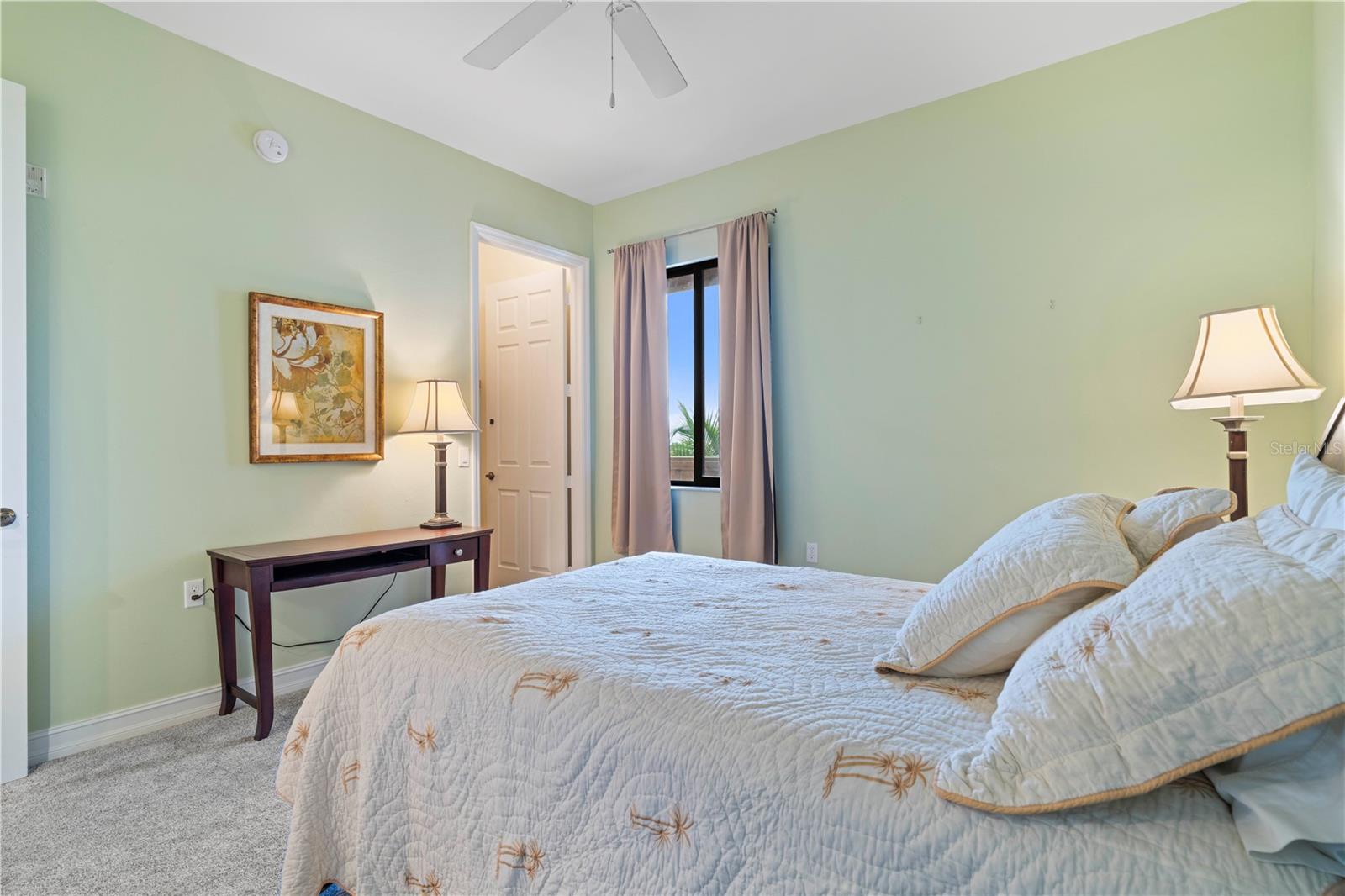 Image 28 of 75 For 85 Vivante Boulevard 8542