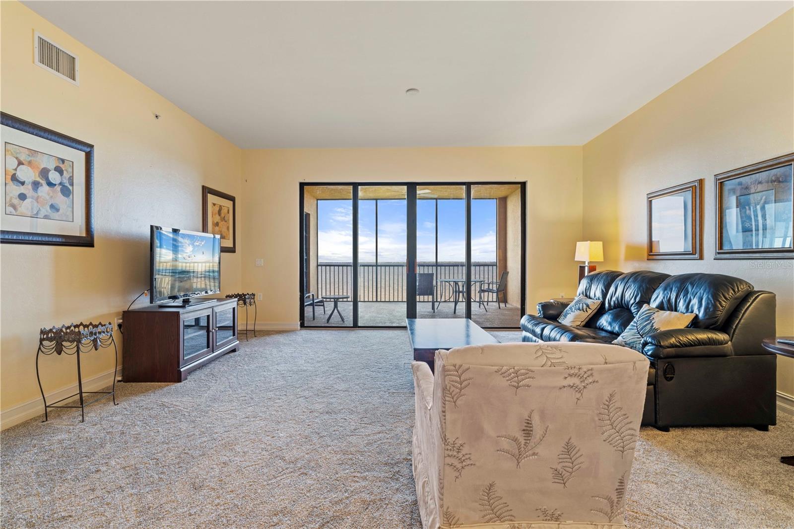 Image 40 of 75 For 85 Vivante Boulevard 8542