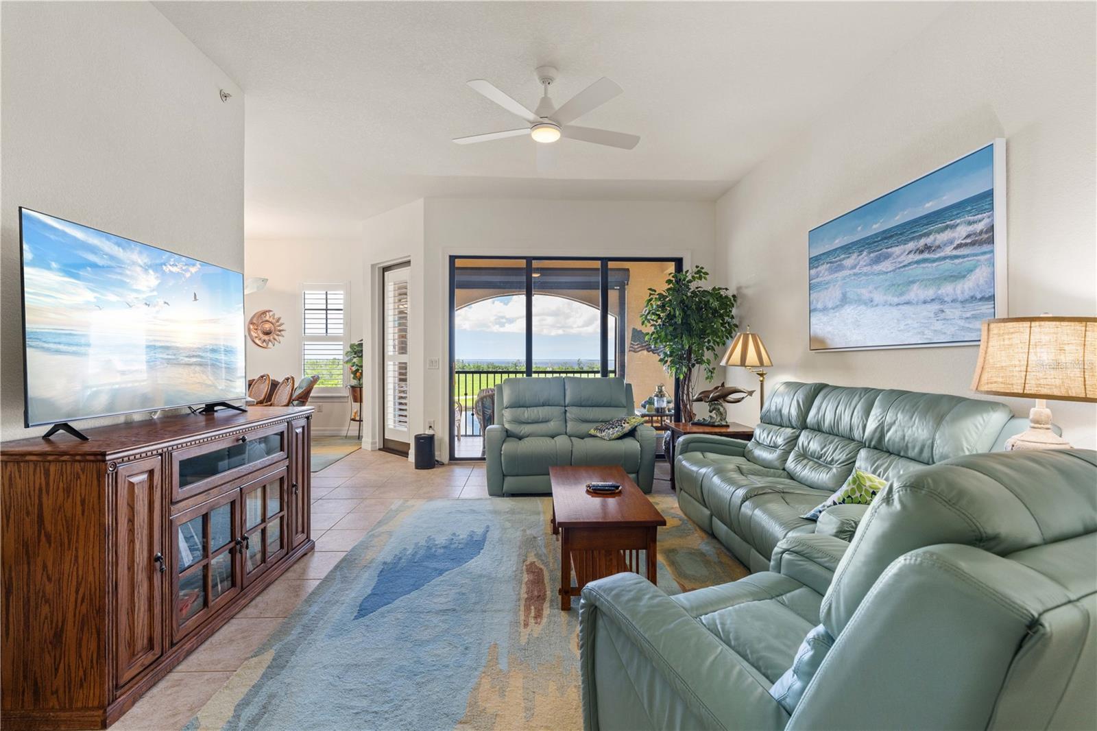 Image 18 of 79 For 99 Vivante Boulevard 9945