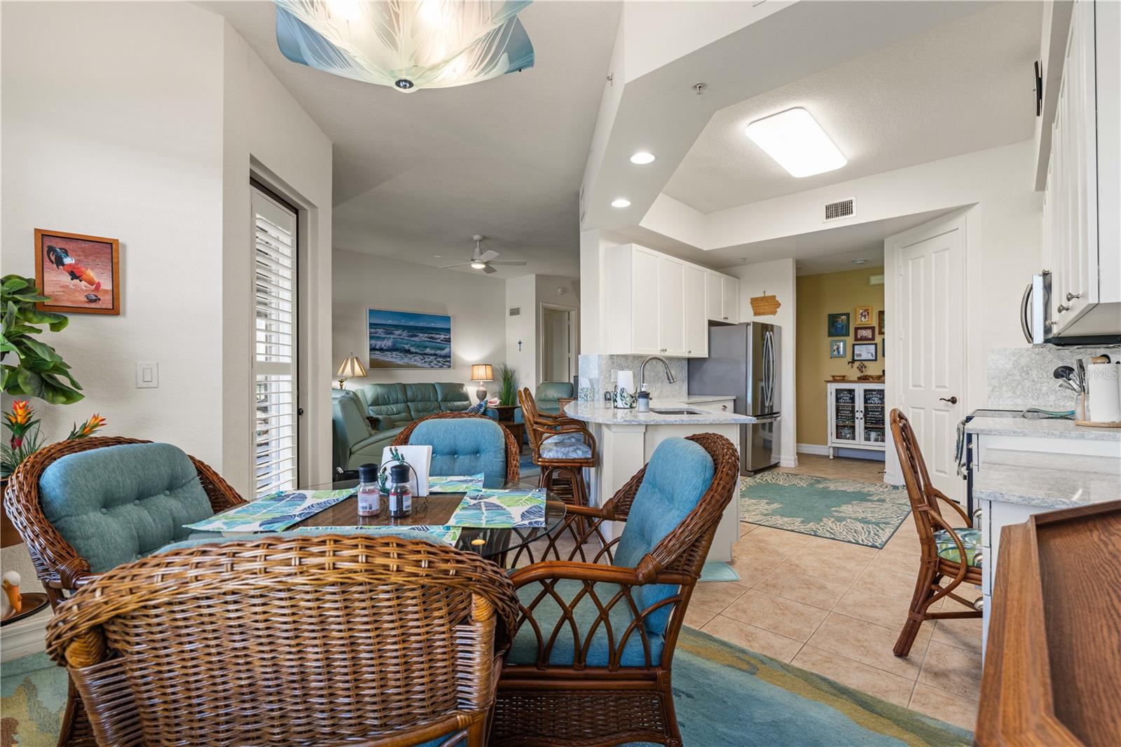 Image 24 of 79 For 99 Vivante Boulevard 9945