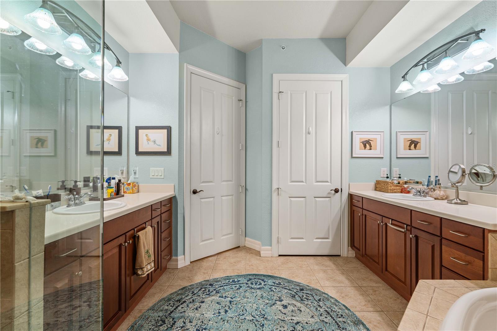 Image 35 of 79 For 99 Vivante Boulevard 9945