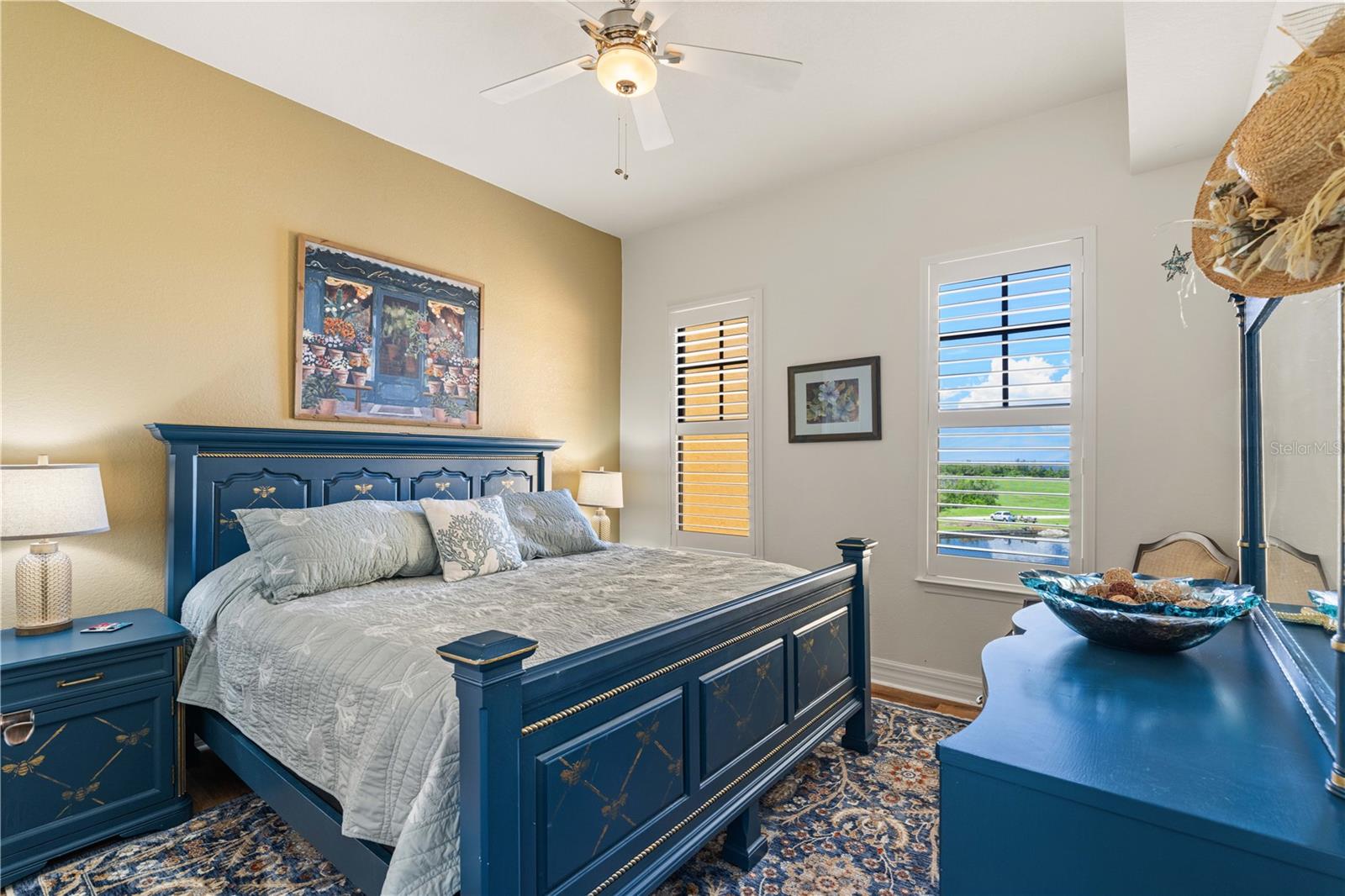 Image 36 of 79 For 99 Vivante Boulevard 9945