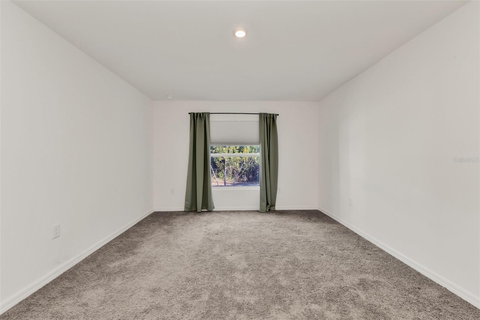 Image 28 of 34 For 1074 Marcus Street