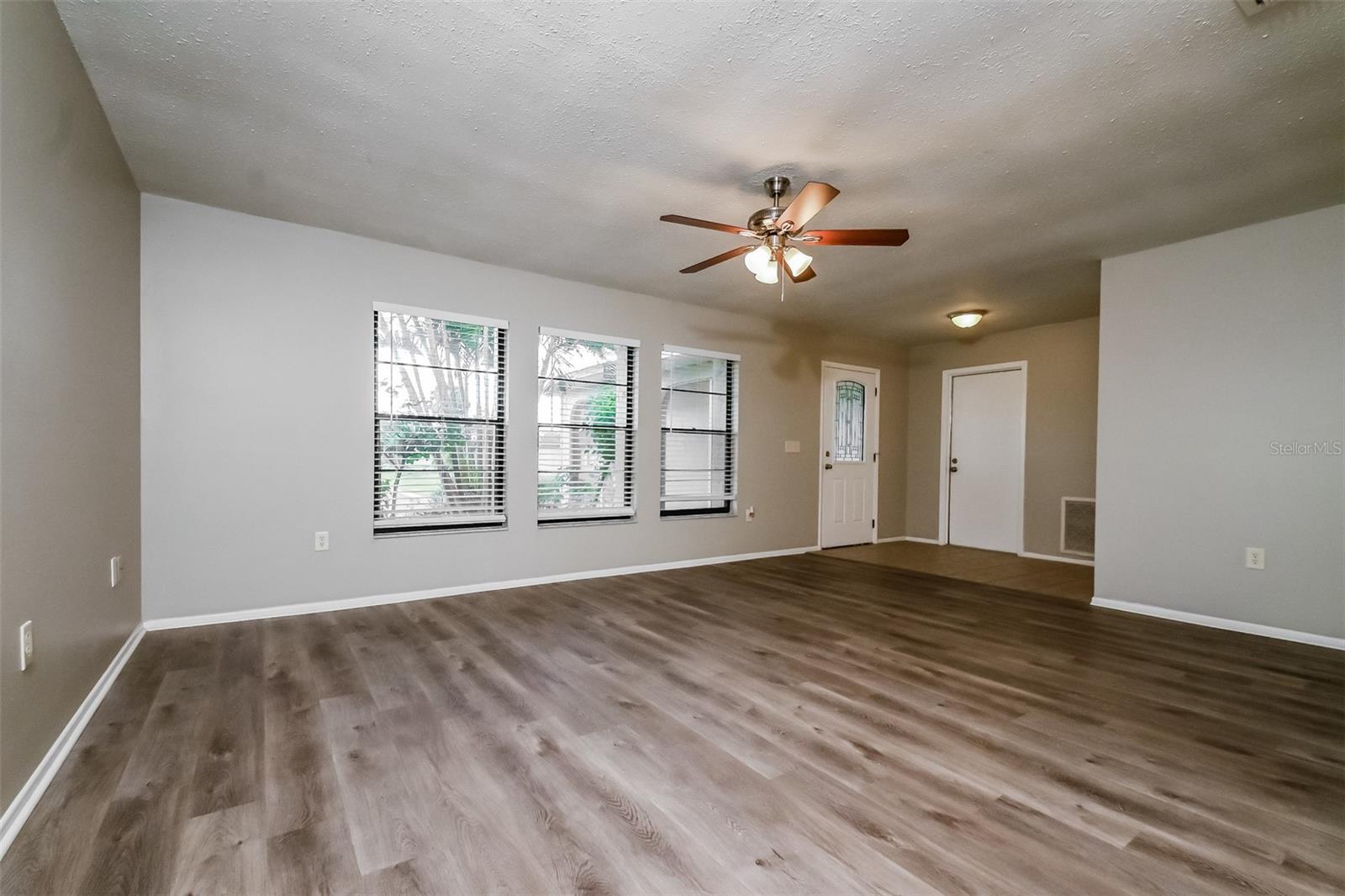 Image 3 of 15 For 8419 Brandeis Circle E