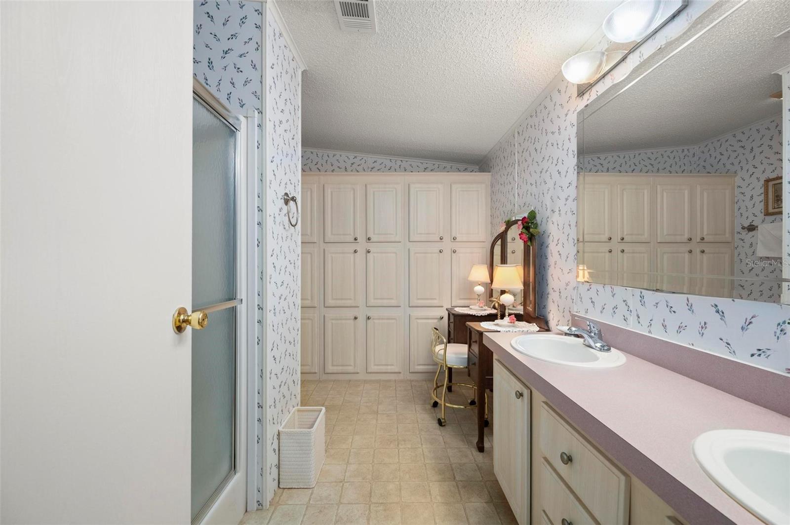 Image 21 of 81 For 1000 Kings Highway 191