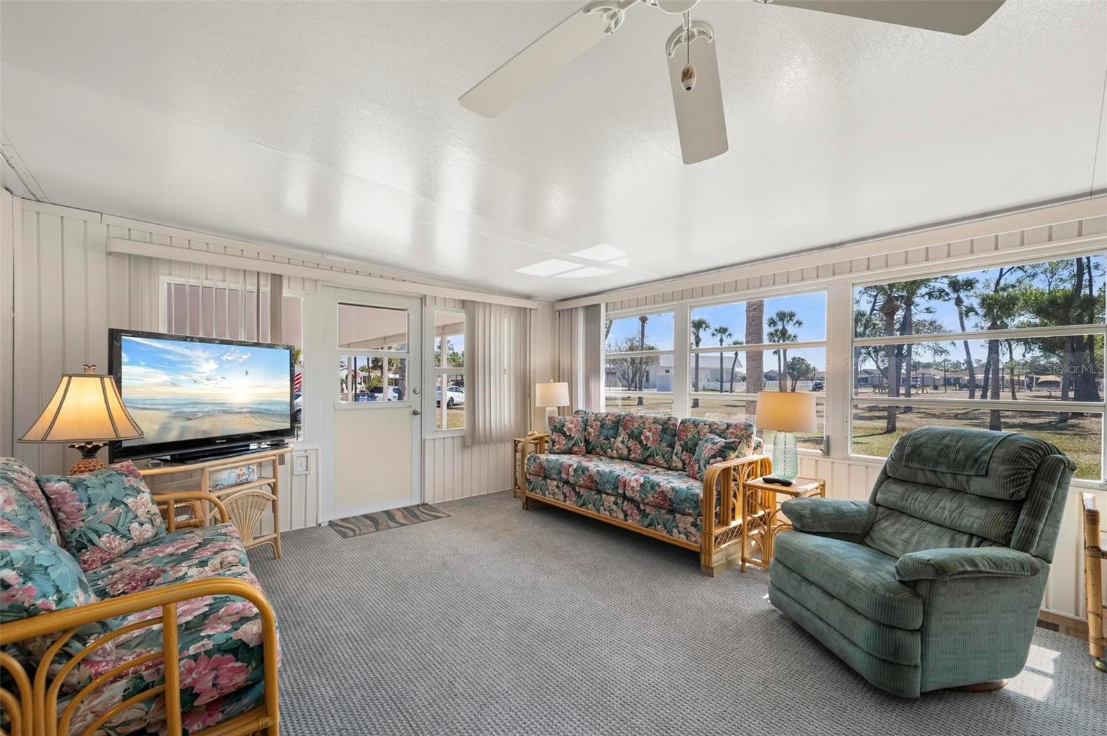 Image 34 of 81 For 1000 Kings Highway 191