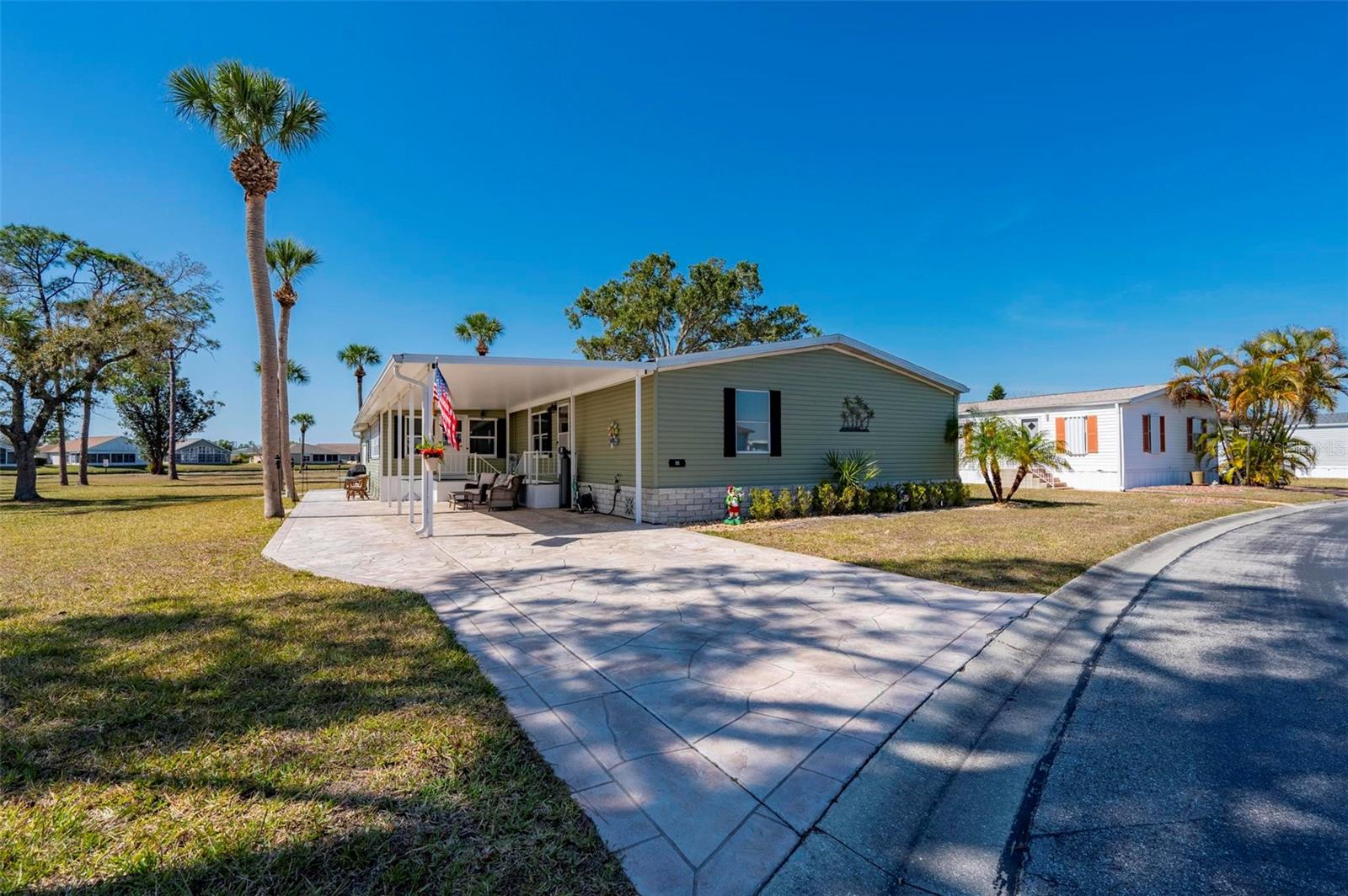 Image 40 of 81 For 1000 Kings Highway 191