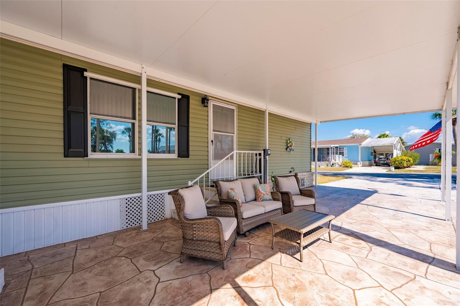 Image 42 of 81 For 1000 Kings Highway 191