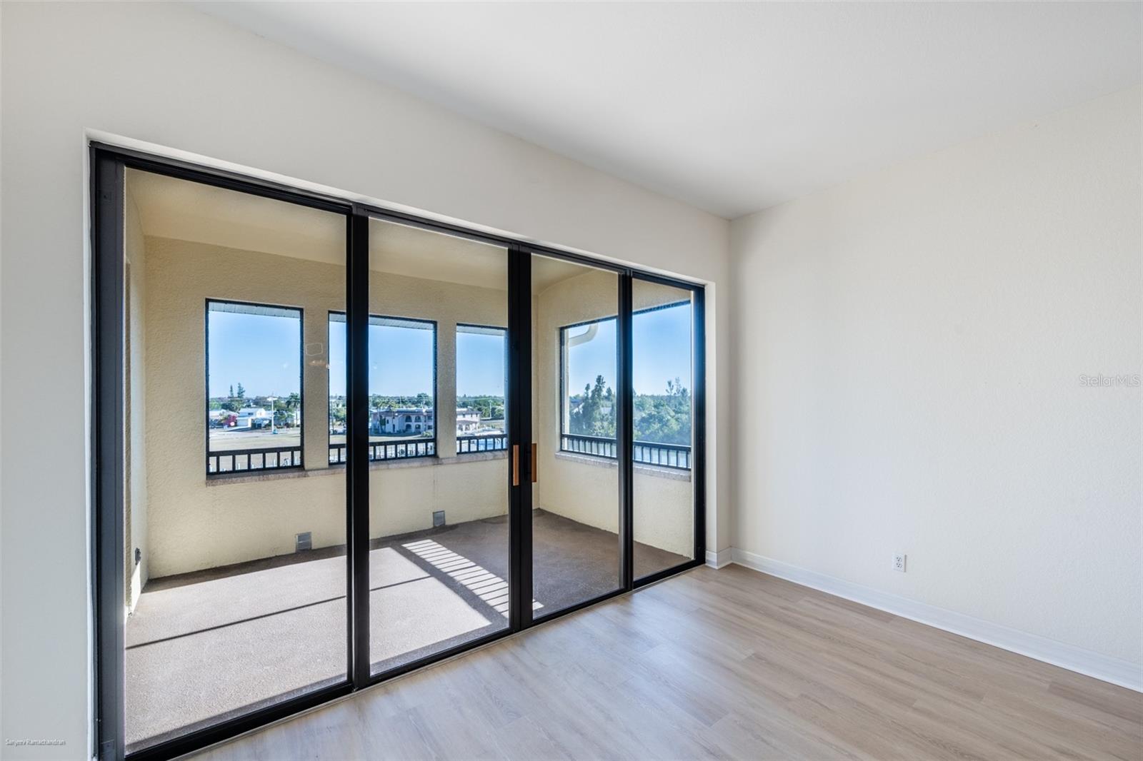 Image 33 of 51 For 1340 Rock Dove Court 144