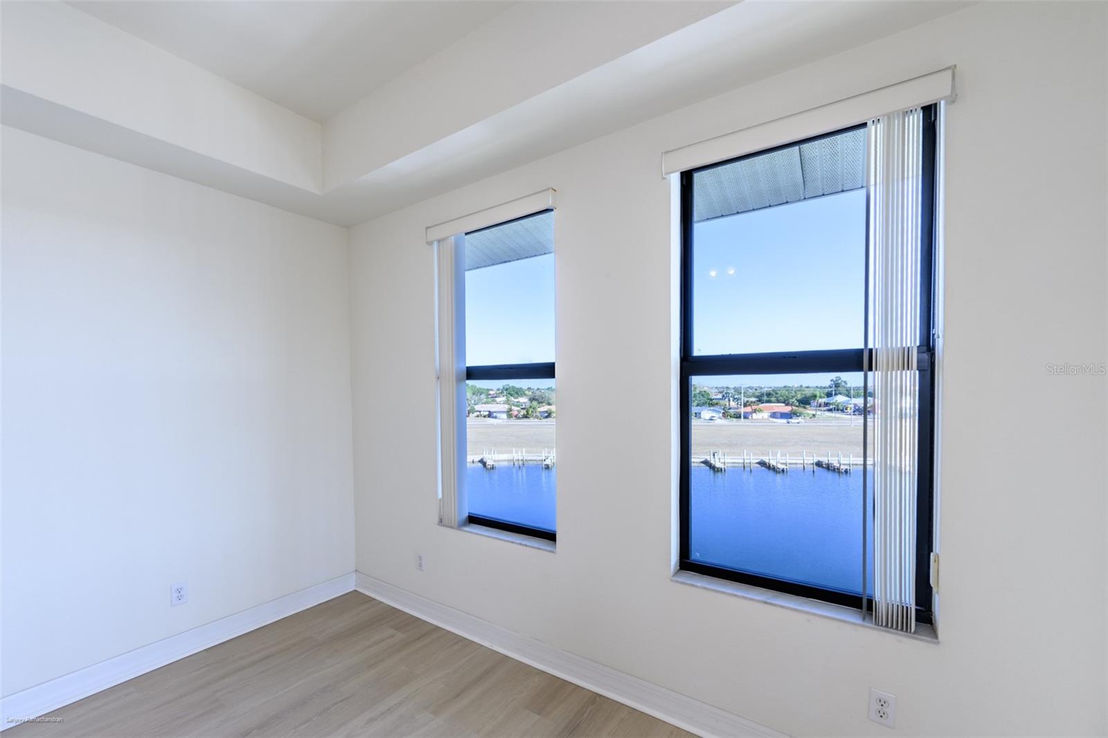 Image 37 of 51 For 1340 Rock Dove Court 144